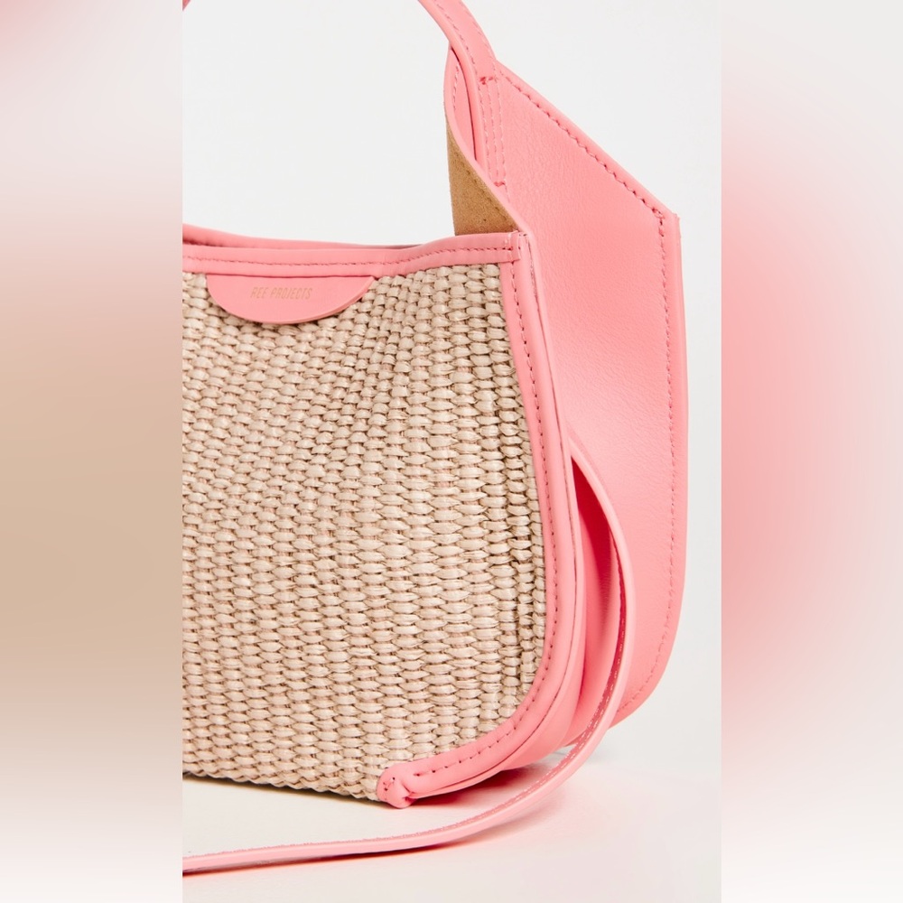 NIB Ree Projects Helene Hobo Mini Raffia Bag in Peach - Picture 3 of 14